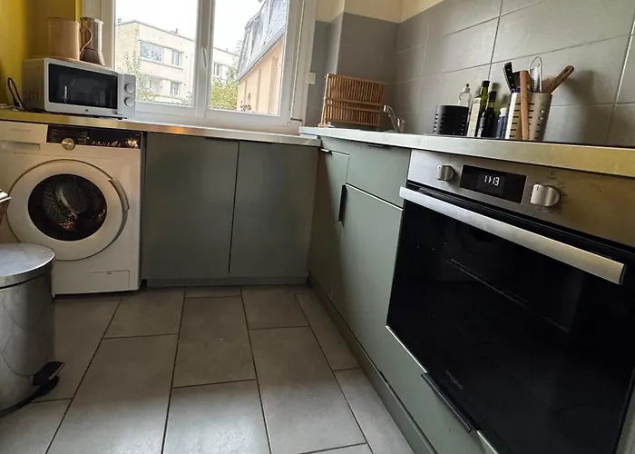 Charming 44m Near Downtown Caen